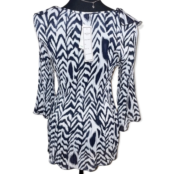 Nicola zebra ruffle blouse - Picture 3 of 6